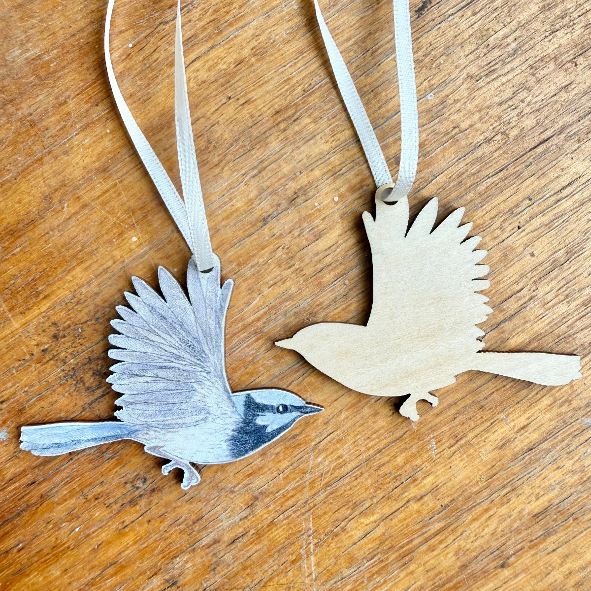 front and back of the fairywren ornaments